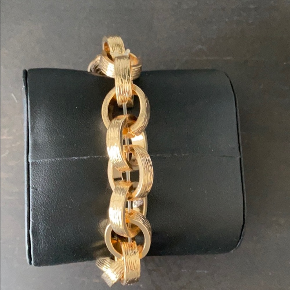 Chain (f) NEW Stretch link fun bracelet